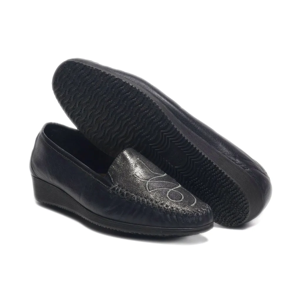 G Flex By Gemo Loafers Leather Grey Colour For Women