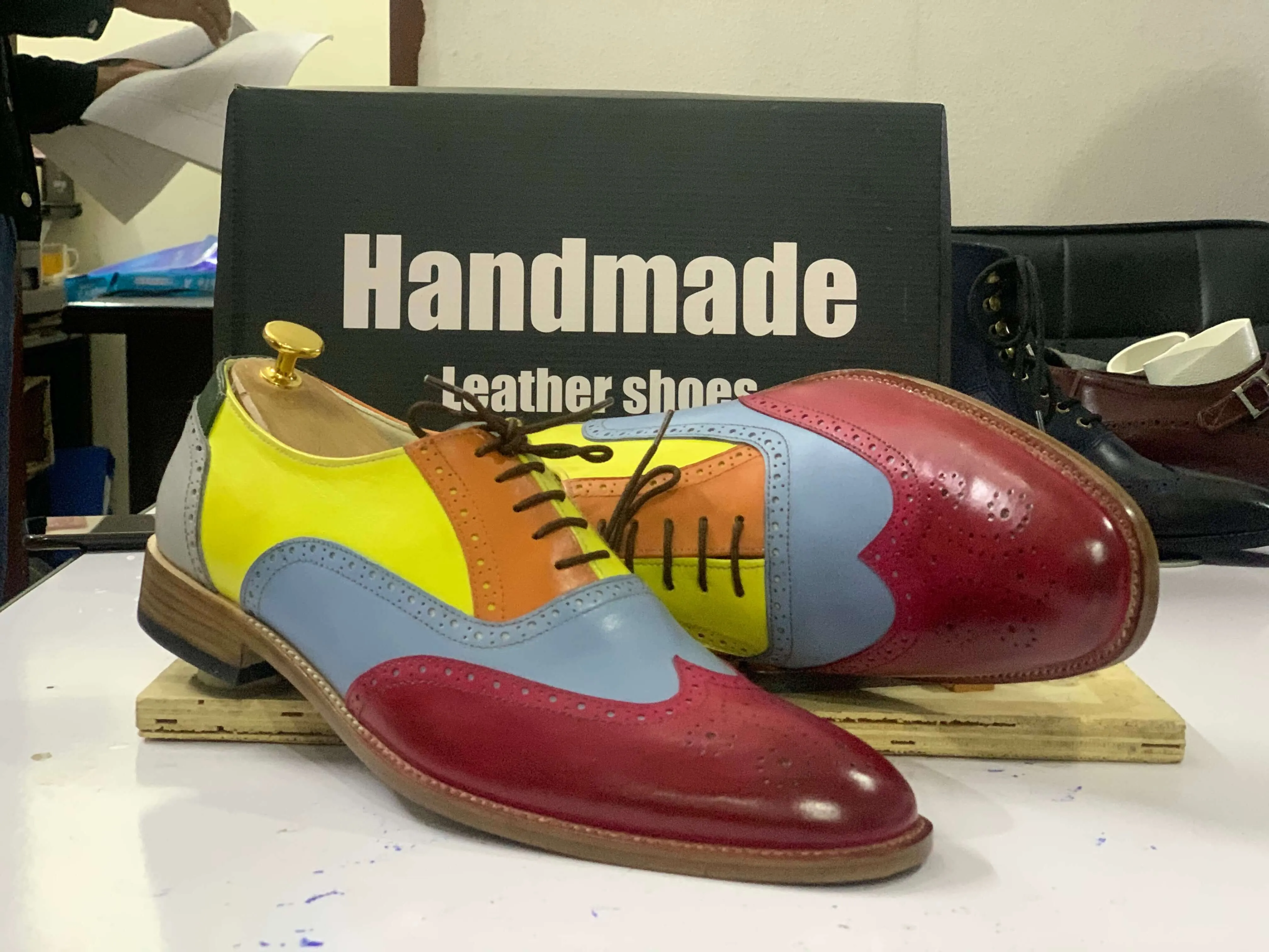 Handmade Multi Color Lace Up Dress Shoes, Men's Wing Tip Leather Shoes