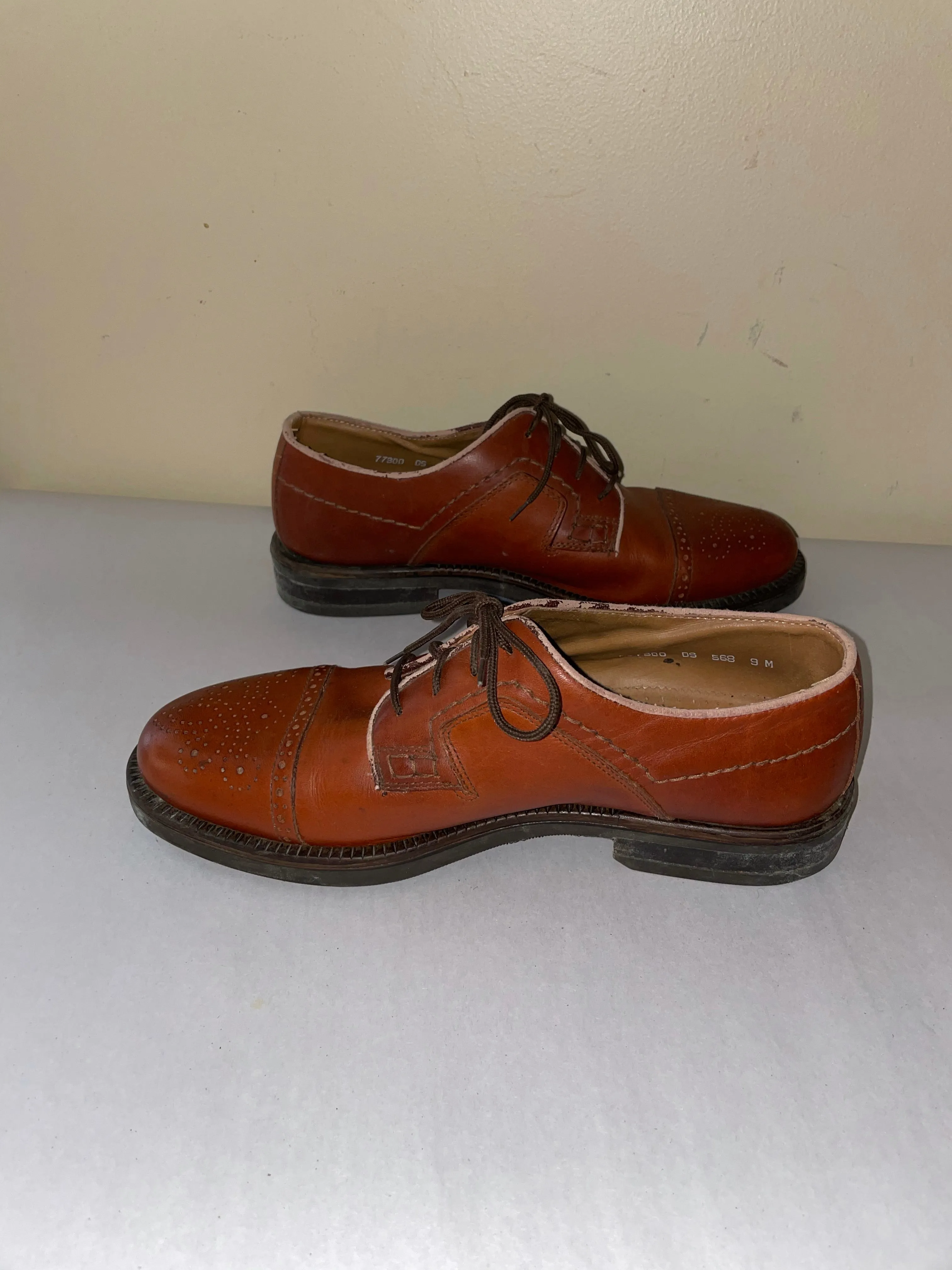 <€€*v Mens Italy PROPERTY Leather Wingtip Oxford Lace Up Dress Sz 9M Shoes Chestnut Brown